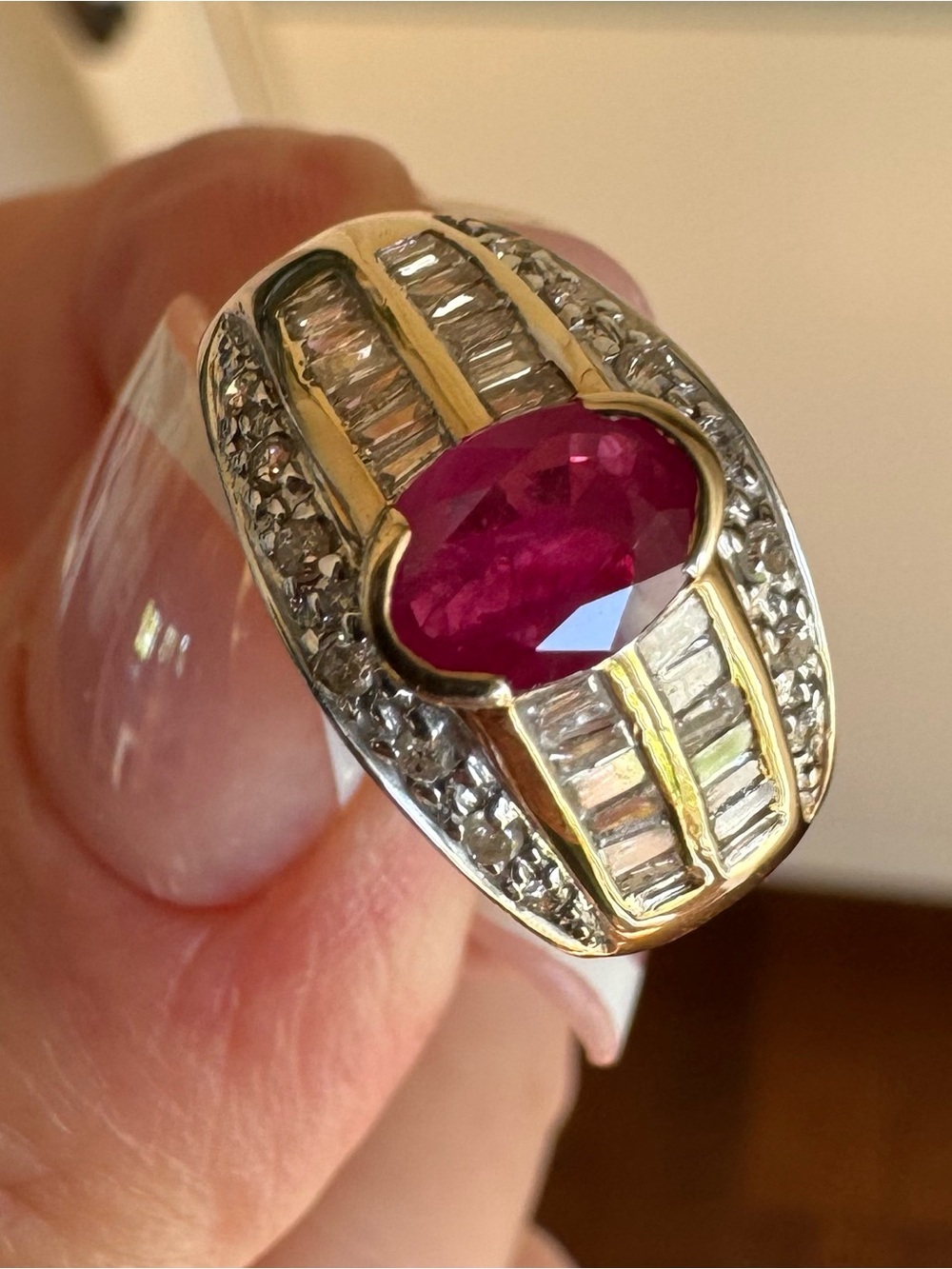 Vintage 14k Genuine Natural Ruby and Diamond Ring. Appraisal of $8048.00    Sz 6